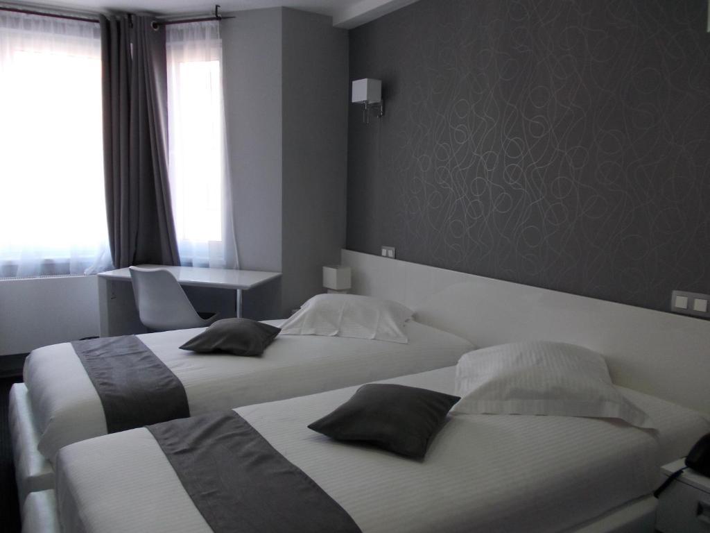 Hotel Phenix Dilbeek Quarto foto